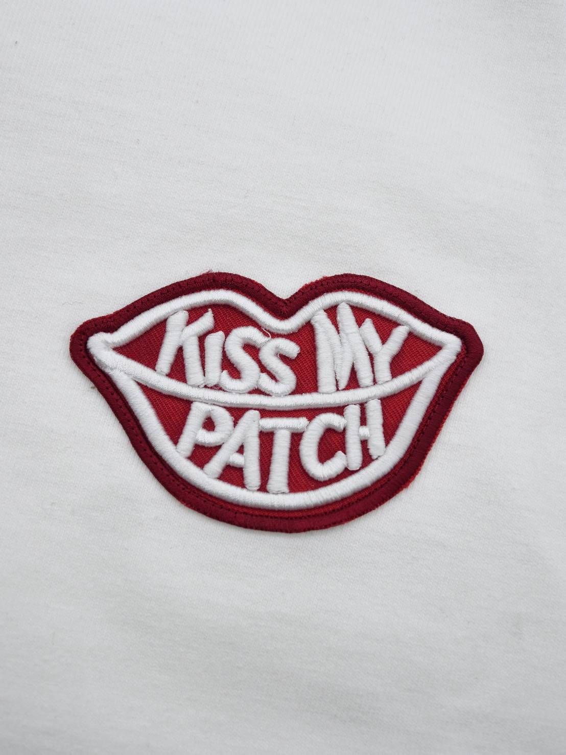 「リメイクTシャツ」 ロンTリメイク / KISS MY PATCHワッペン / WHITE / ユニセックス / usaコットン tシャツ