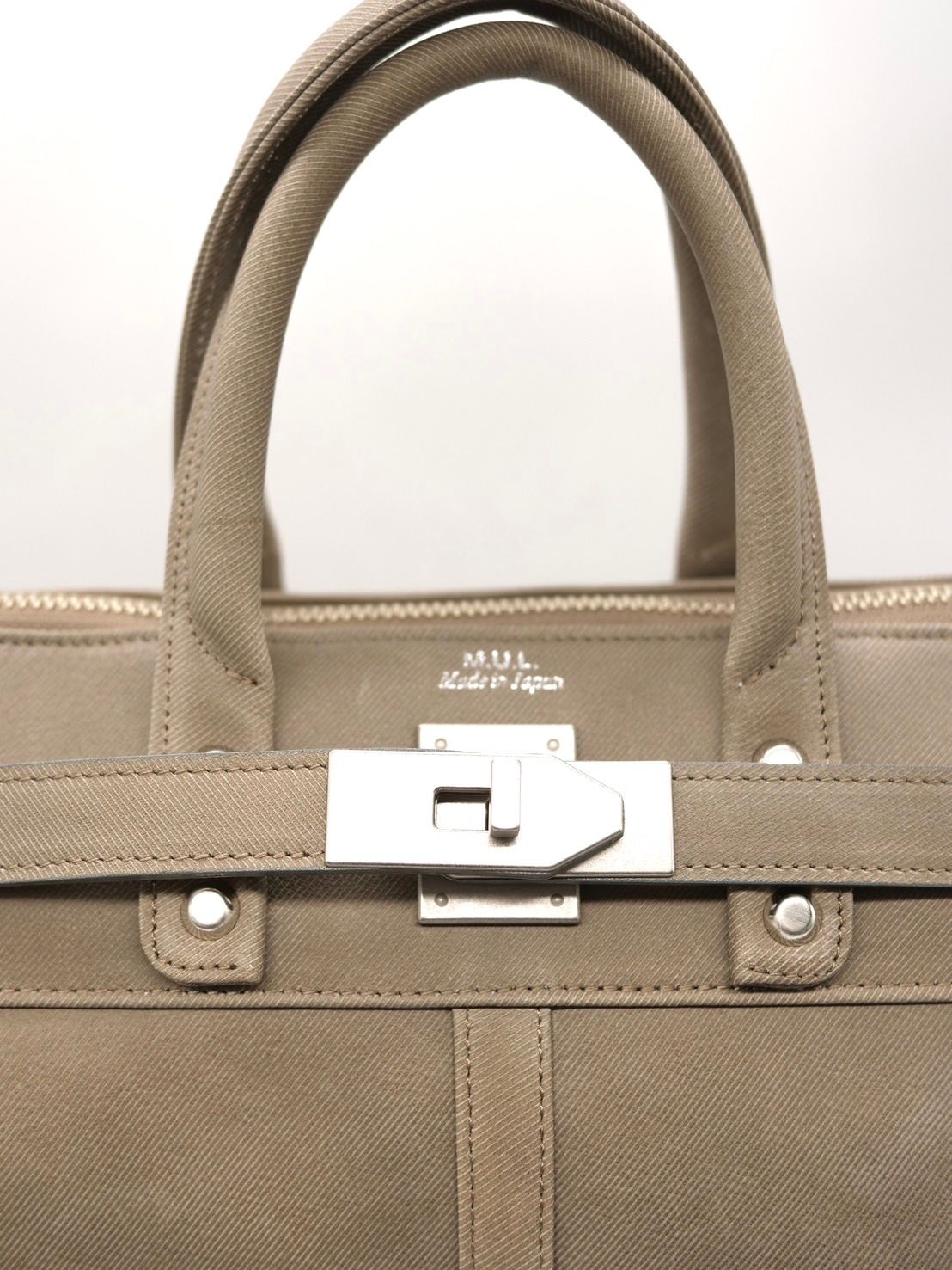【M.U.L/ エムユーエル】本革（レザー） グレージュ / ヘルメットバック / 日本製 / Made in Japan / 2way Bag / ショルダートートBag / メンズ レディース 兼用 UNISEX