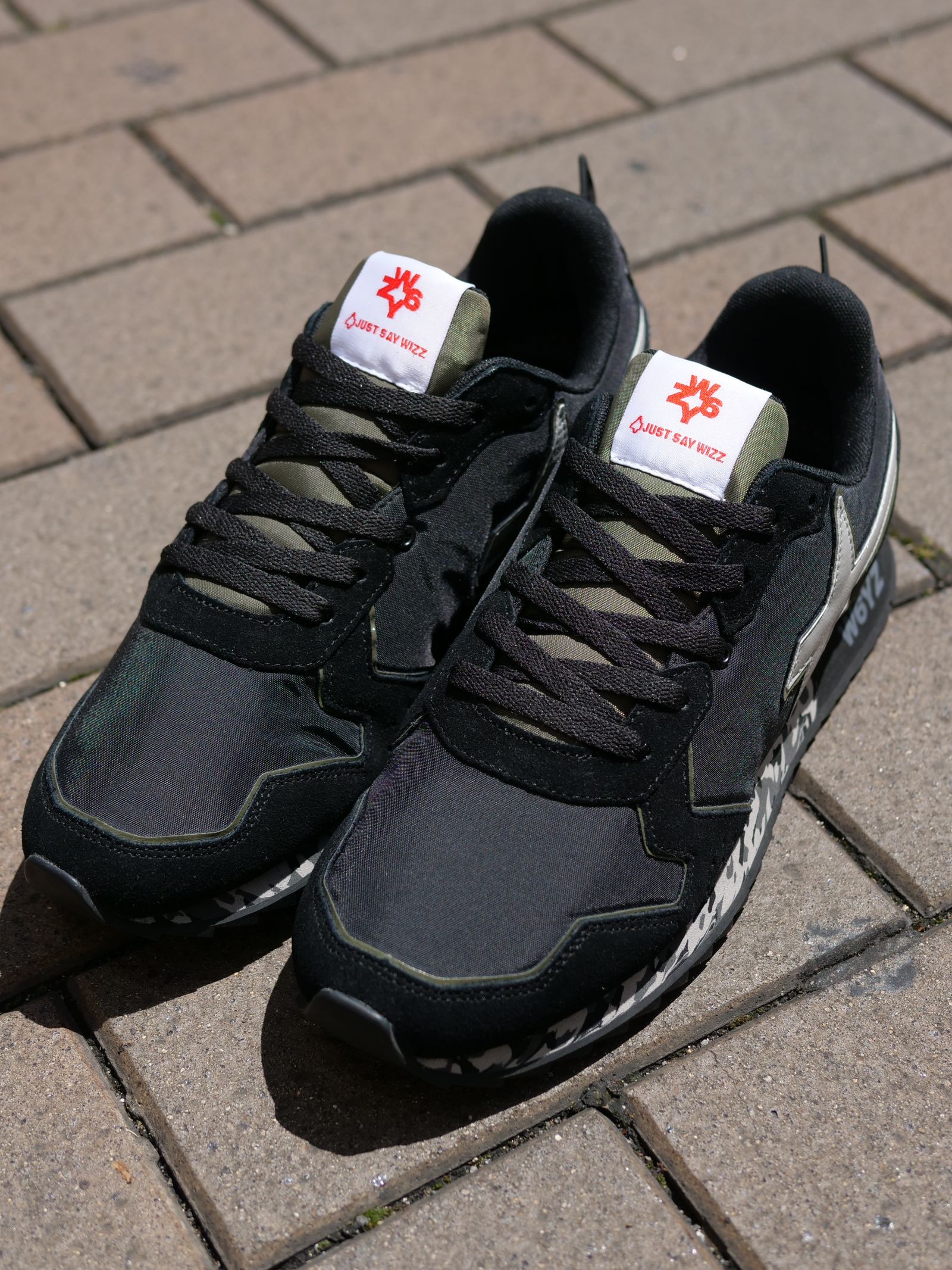 JET-M / BLACK×CAMO /ローカットスニーカー「スウェード×ナイロン×レザーの異素材コンビネーション」