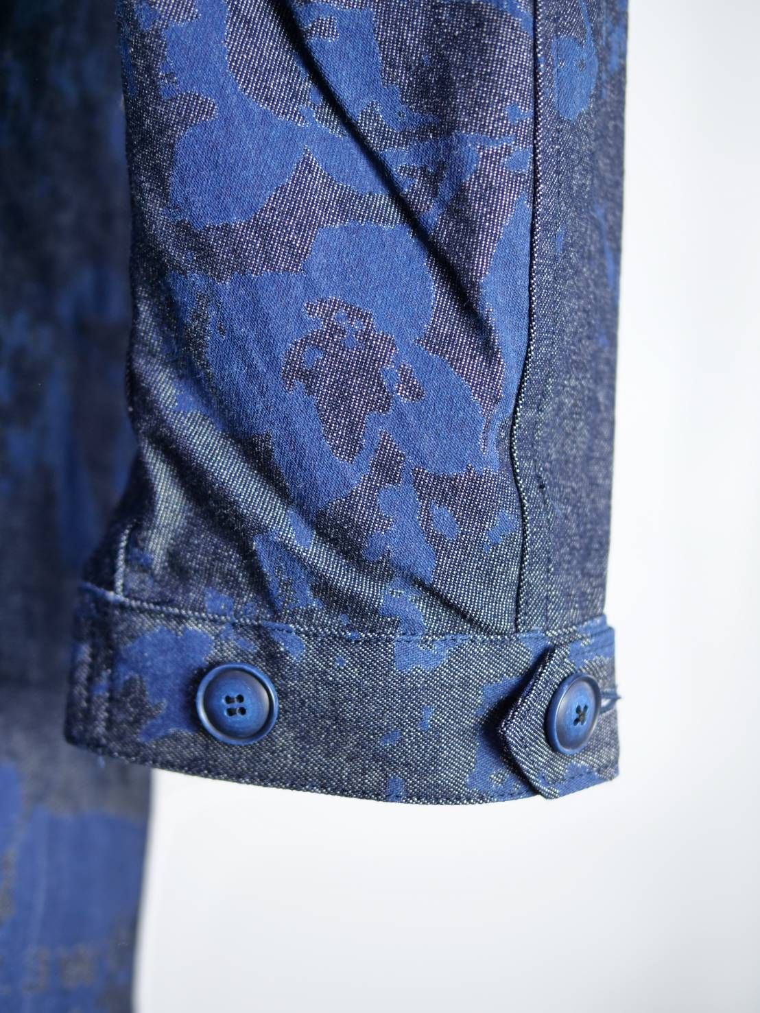 【1点物】ブリーチ花柄プリント モッズコート｜ミリタリー×現代アート｜大人のための3シーズンアウター