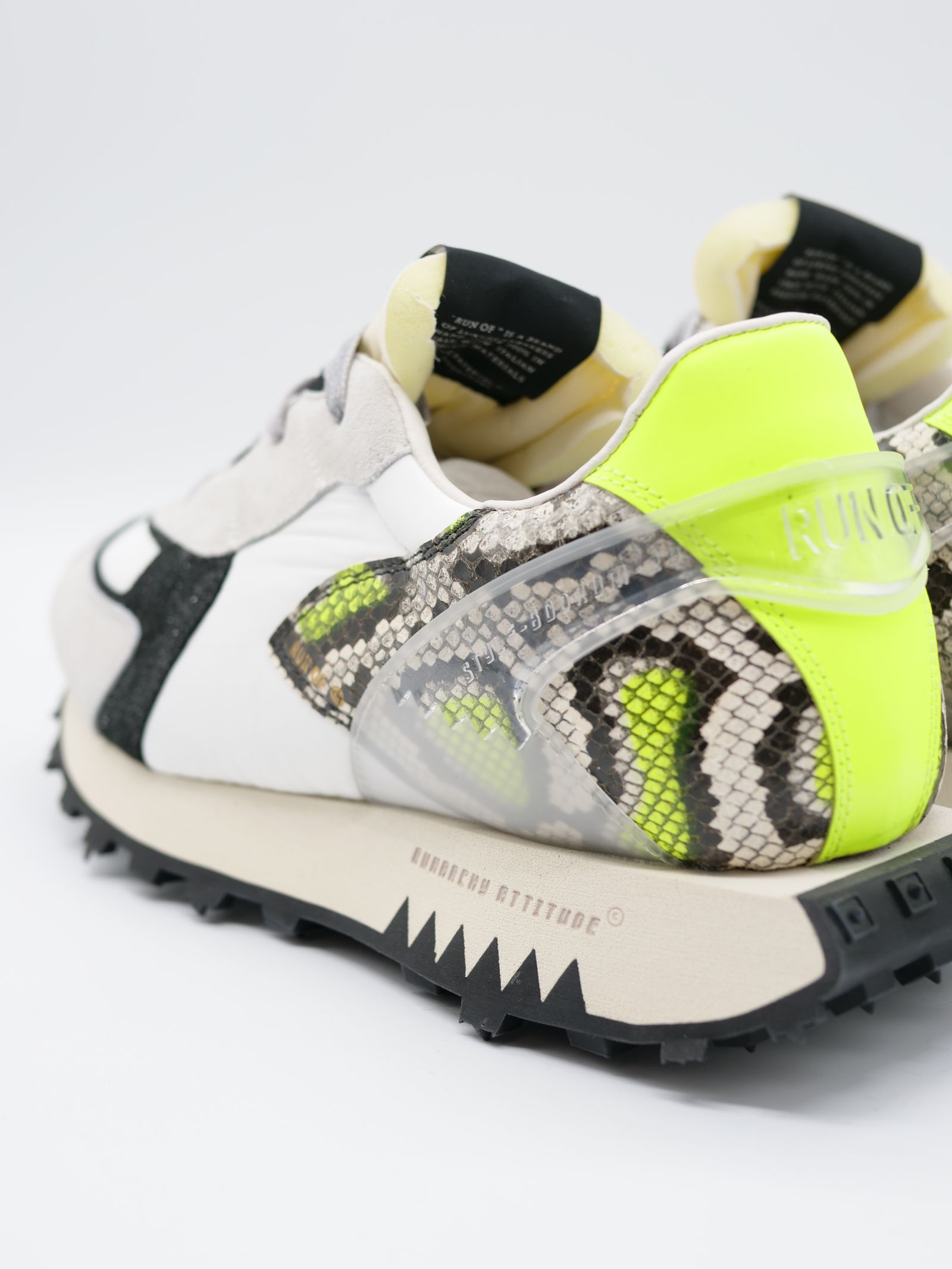 限定モデル"Safari 2021年6月号掲載" Python / 40038-R3 /