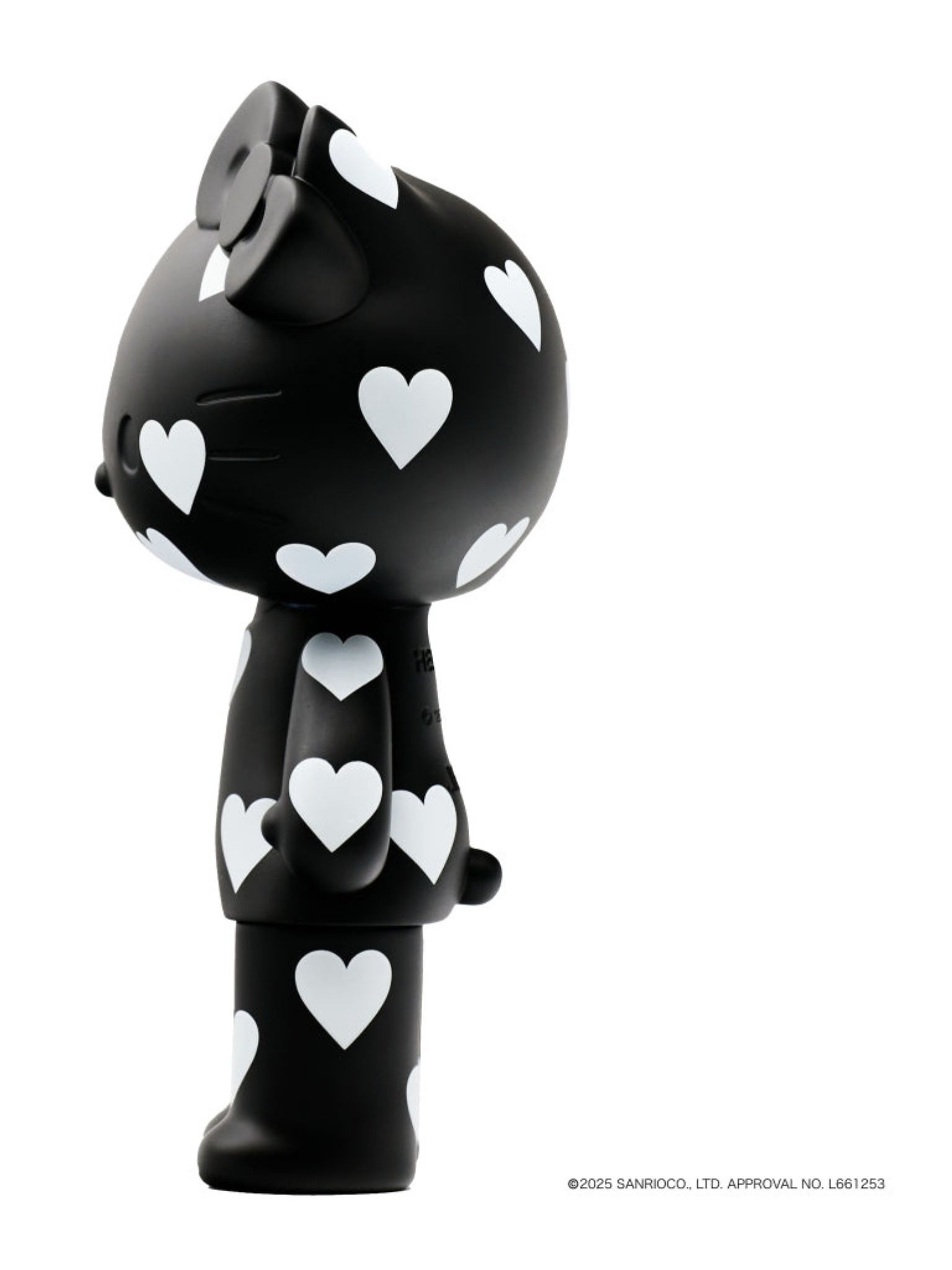 【HELLO KITTY BLACK SERIES】大人が選ぶアートなハローキティフィギュア