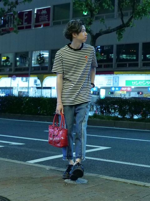 大人は幅広くファッションアイテム持っている