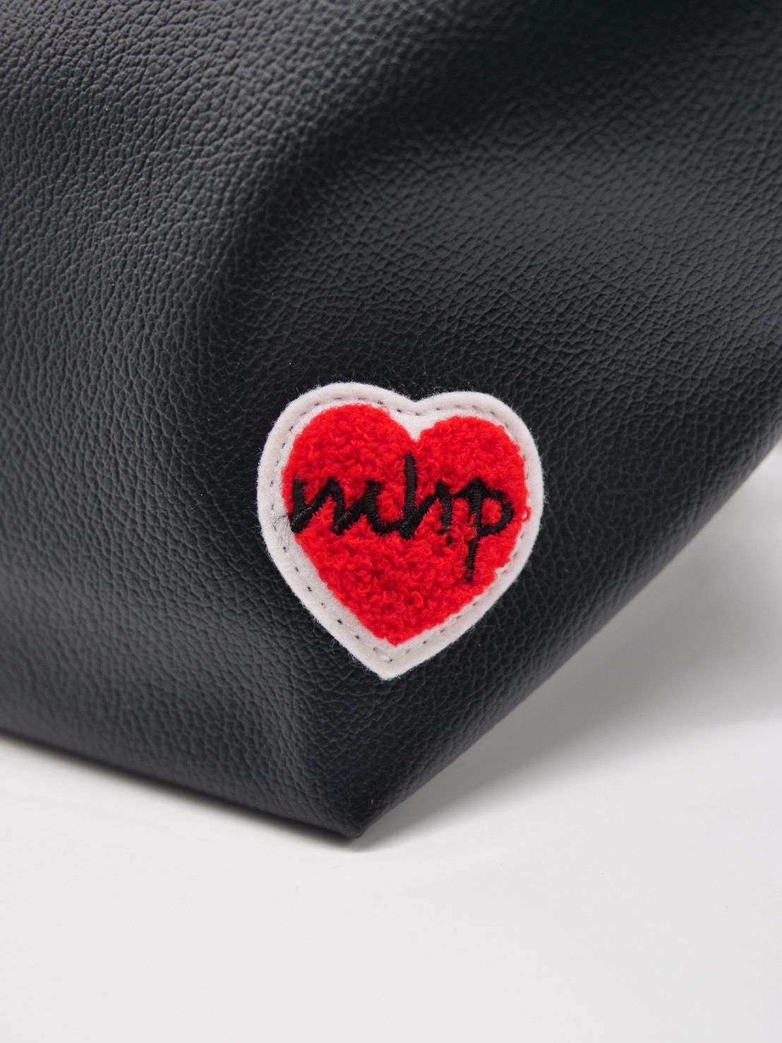 【実用性が高いBAG】 PARISブランドトートバッグ / ハート刺繍 / ショルダーバック