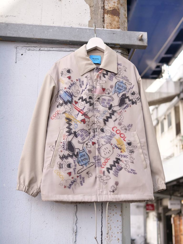 【スヌーピー×現代アート｜Mikioが手がける3Dアートデザイン コーチジャケット】