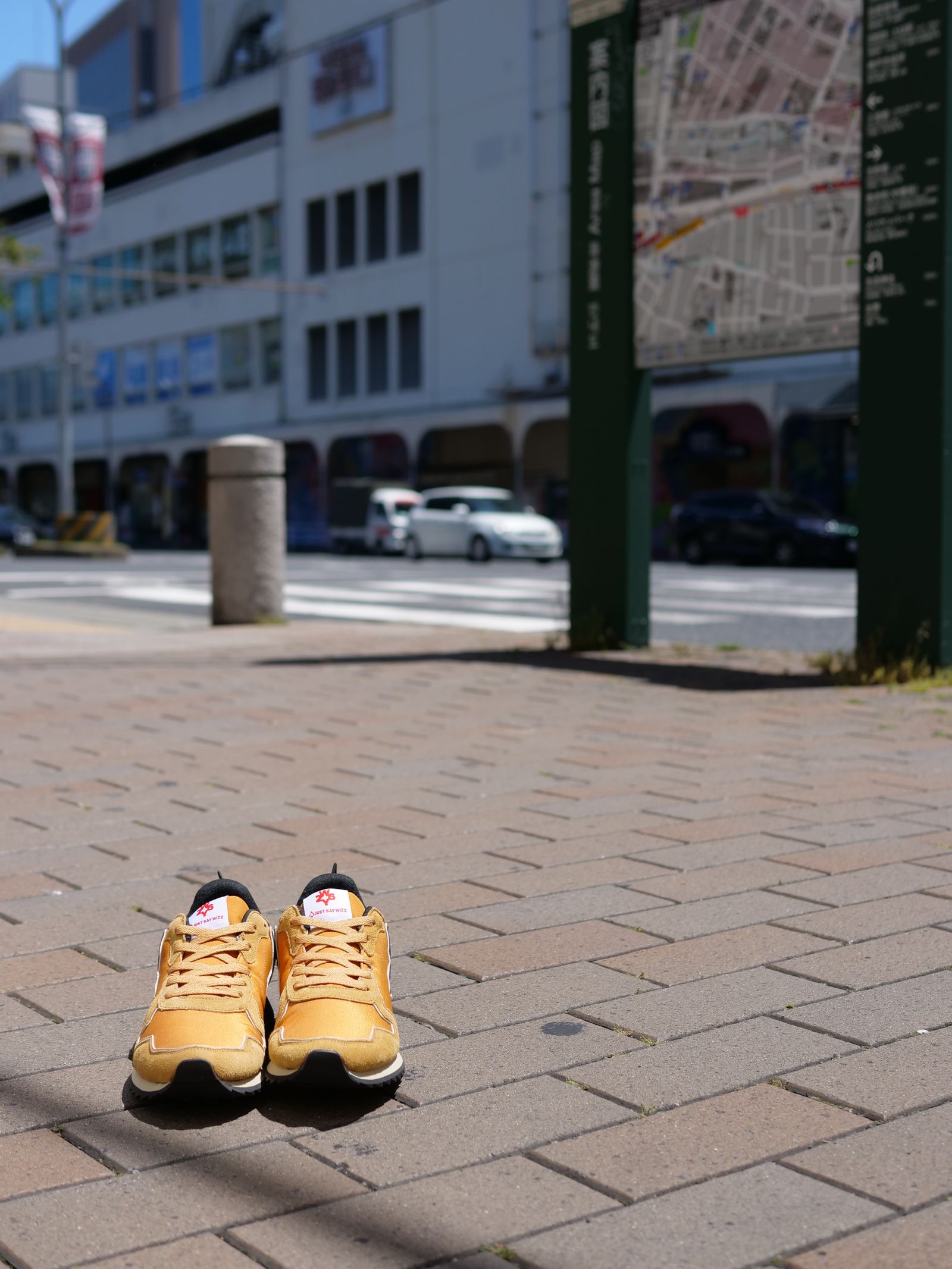 JET-M /  BEIGE×NAVY /ローカットスニーカー「スウェード×ナイロン×レザーの異素材コンビネーション」
