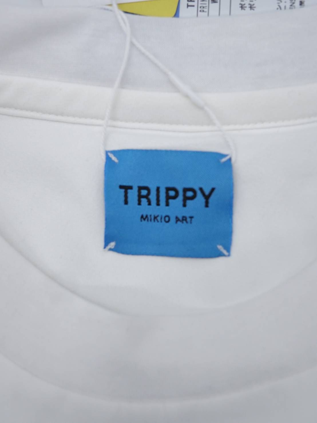 【3Dハローキティデザイン】 アートTシャツ / サンリオコラボ  / WHITE / ユニセックス