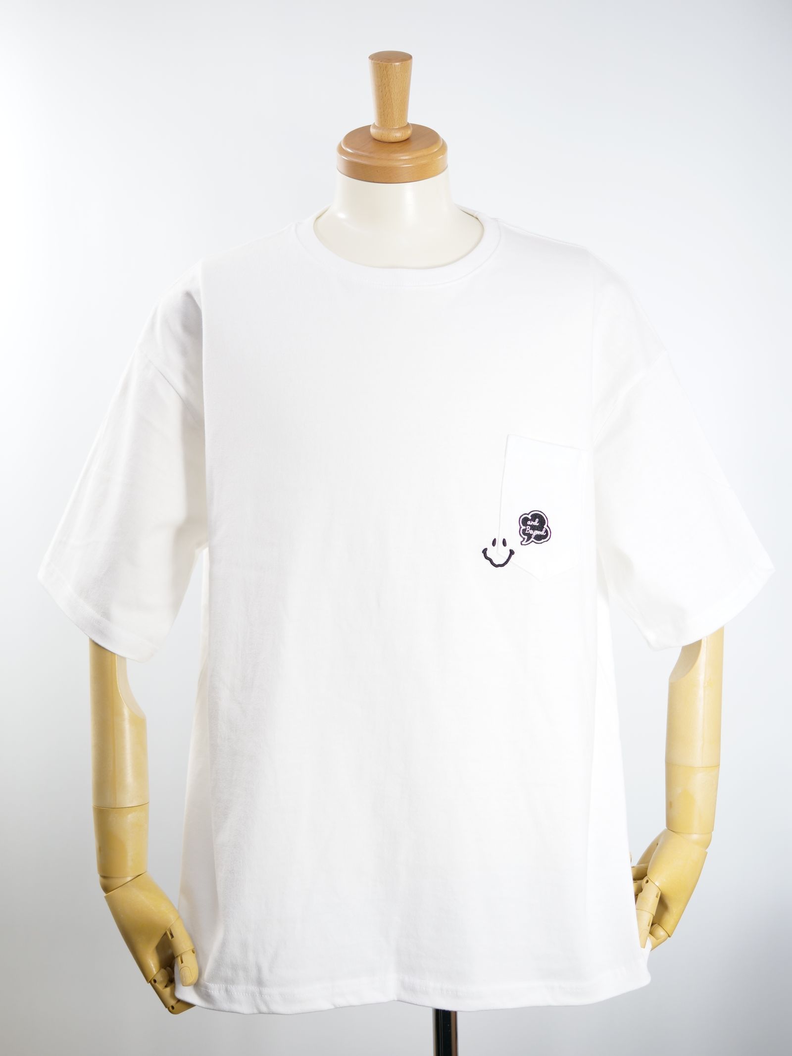 【3D刺繍】LANDER BLUE オリジナル /WHITE / ホワイト / ニコちゃん刺繍 / ビックシルエット / 1ポケTシャツ