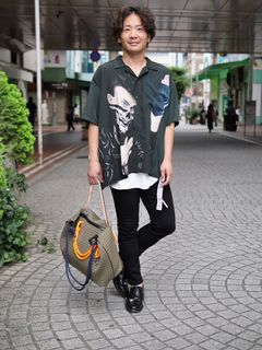 40歳から始めるアートなボタンシャツ。