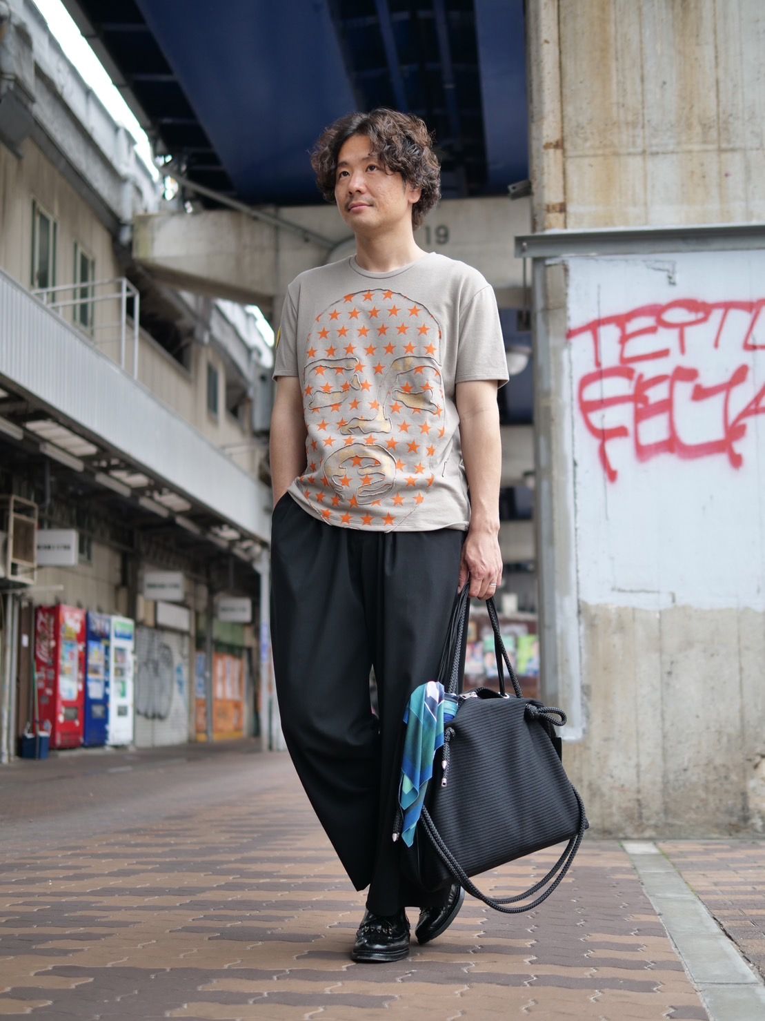 Aラインを強調した大人のコーディネート