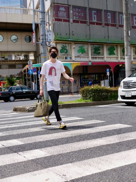 大人のお洒落カジュアルは「上品に遊ぶ」