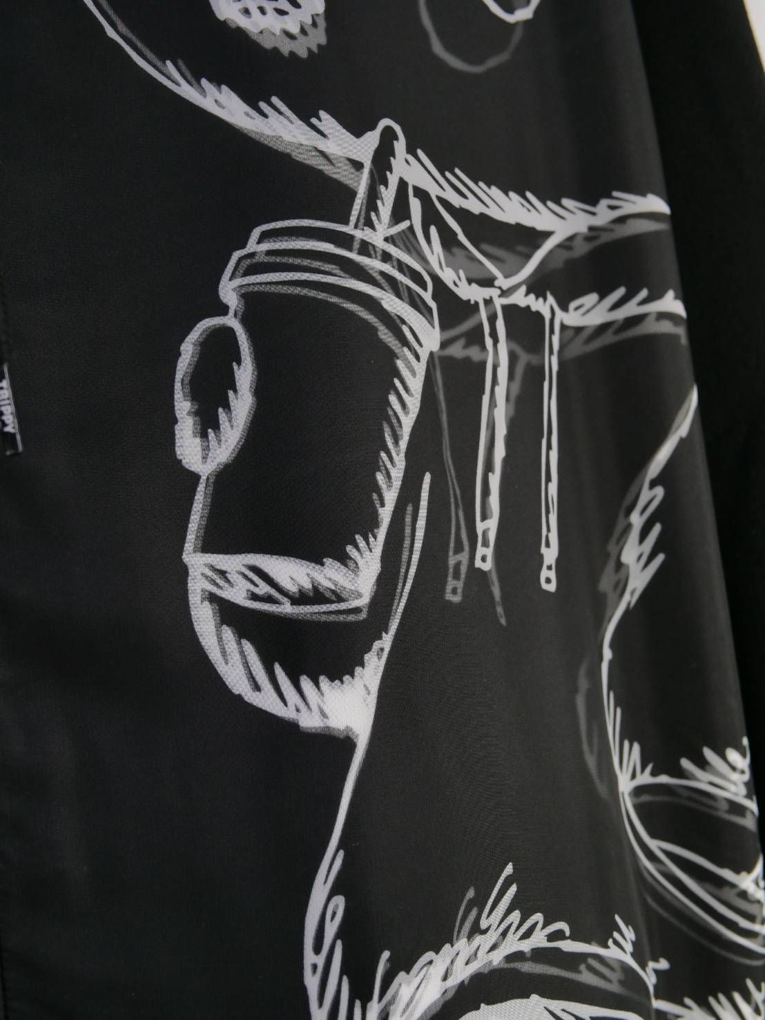 【3Dハローキティデザイン】アートパーカー / ZIPパーカー / サンリオ / BLACK / ユニセックス