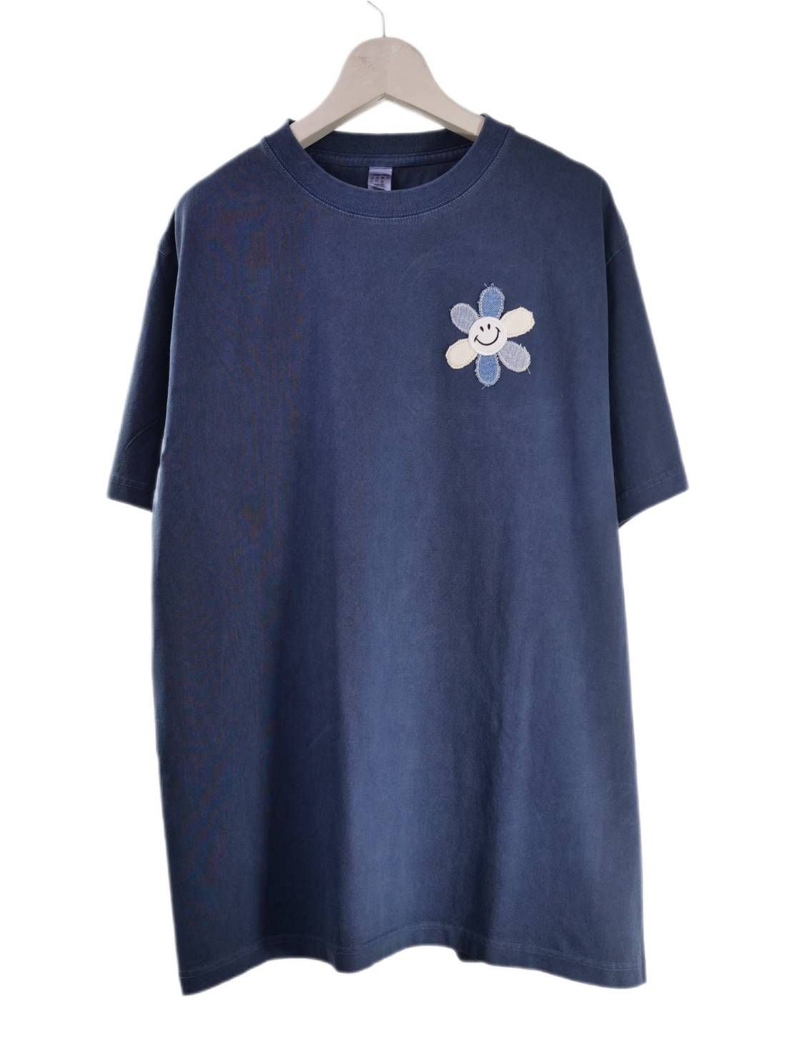 【ニコちゃんデザイン】 刺繍Tシャツ / 6.6オンス / ヘヴィウエイト / シンプルTシャツ / 1ポイントデザイン