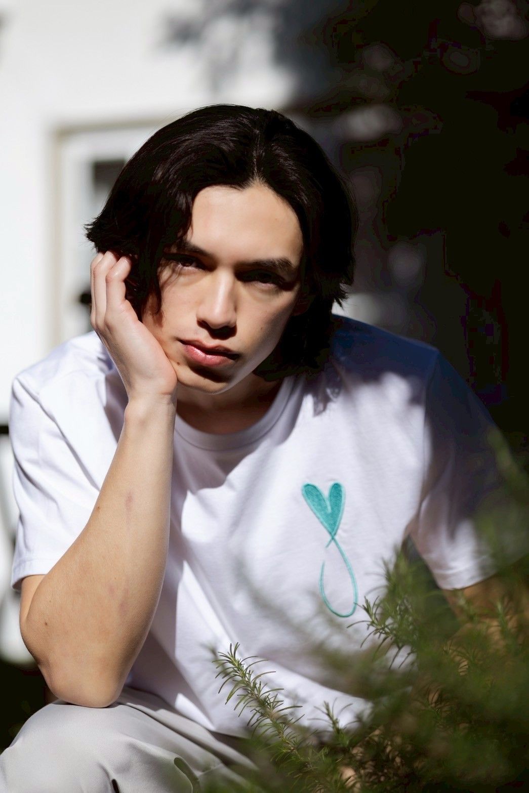 【LEON掲載】 ハートデザイン/ 刺繍Tシャツ/ WHITE / 半袖Tシャツ