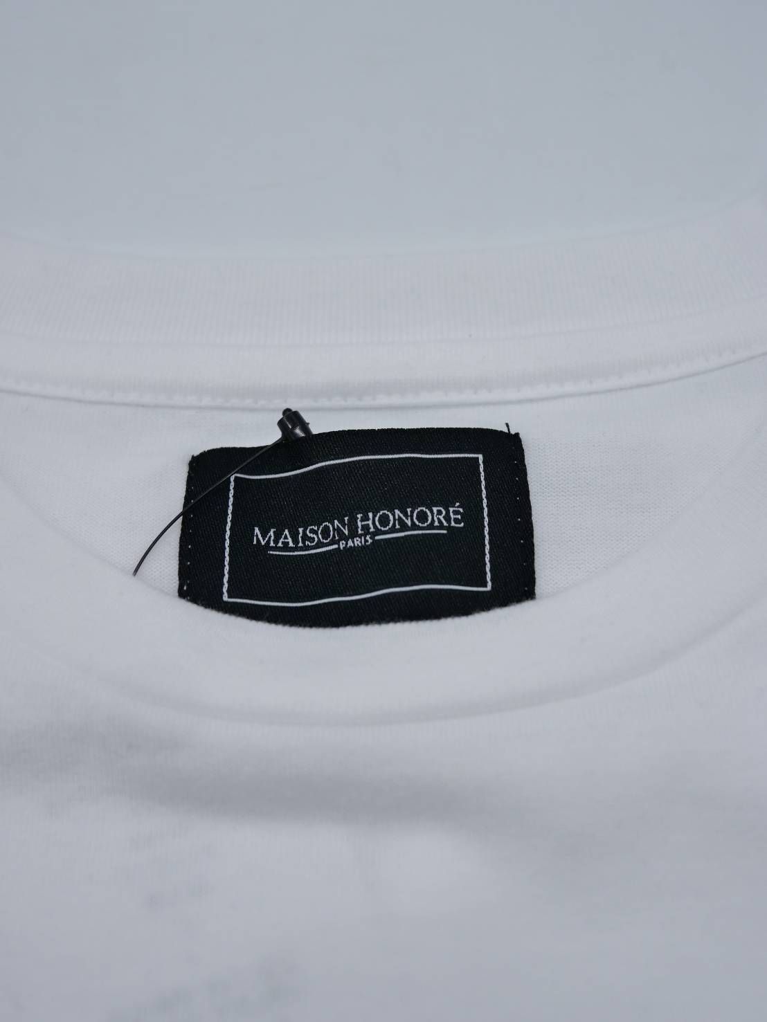 【大人オシャレTシャツ】 Kevin / WHITE / コットン100％ / レギュラーフィット / ユニセックス/ Tシャツ