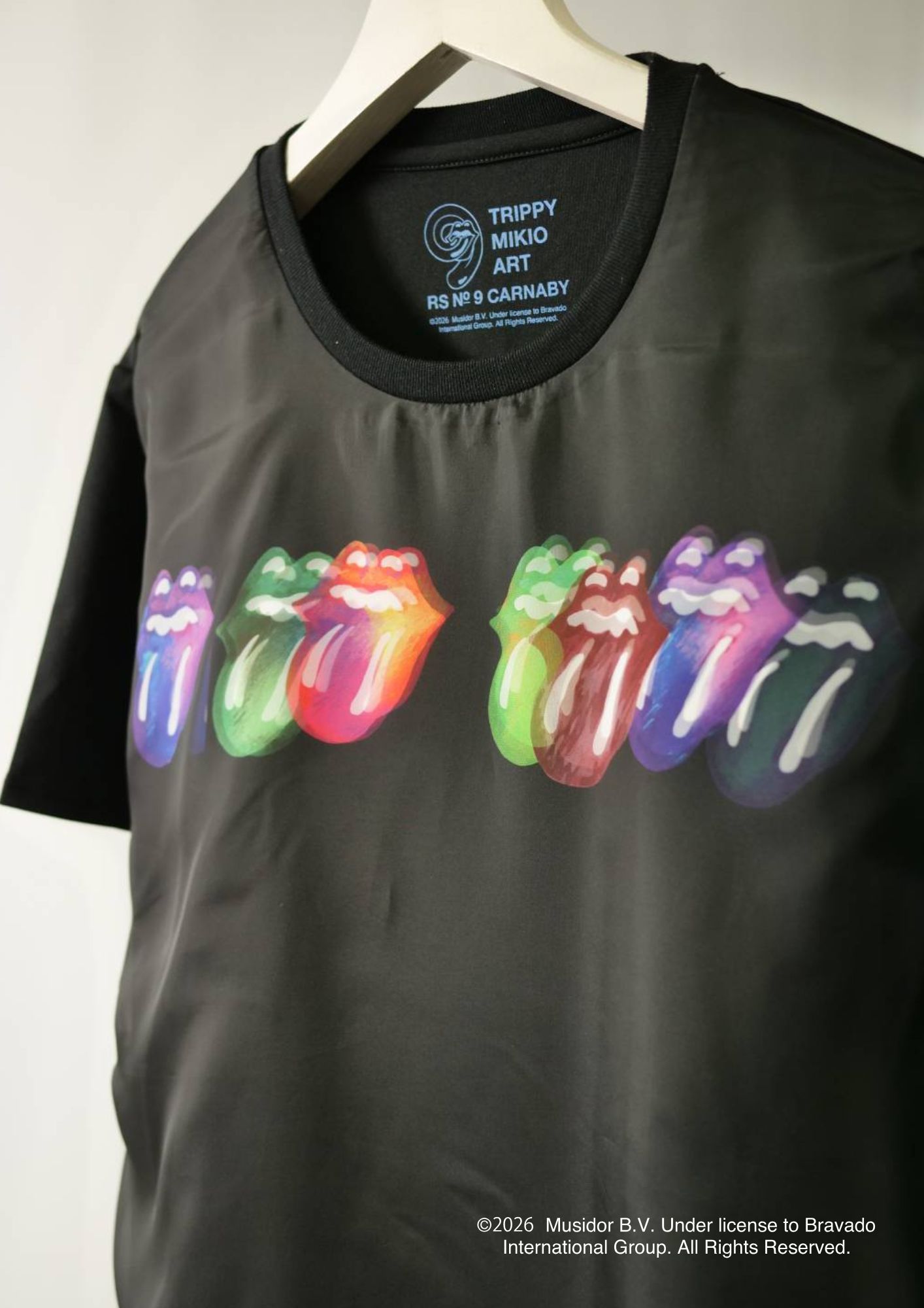 【The Rolling Stone】 RS No.9 CARNABYコラボレーション /TR-136 RS LIP&TONG 7LIPS    3DTシャツ / BLACK/ ユニセックス