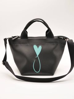 【実用性が高いBAG】 PARISブランドトートバッグ / BLACK / ハートデザイン / 刺繍 / ショルダーバック