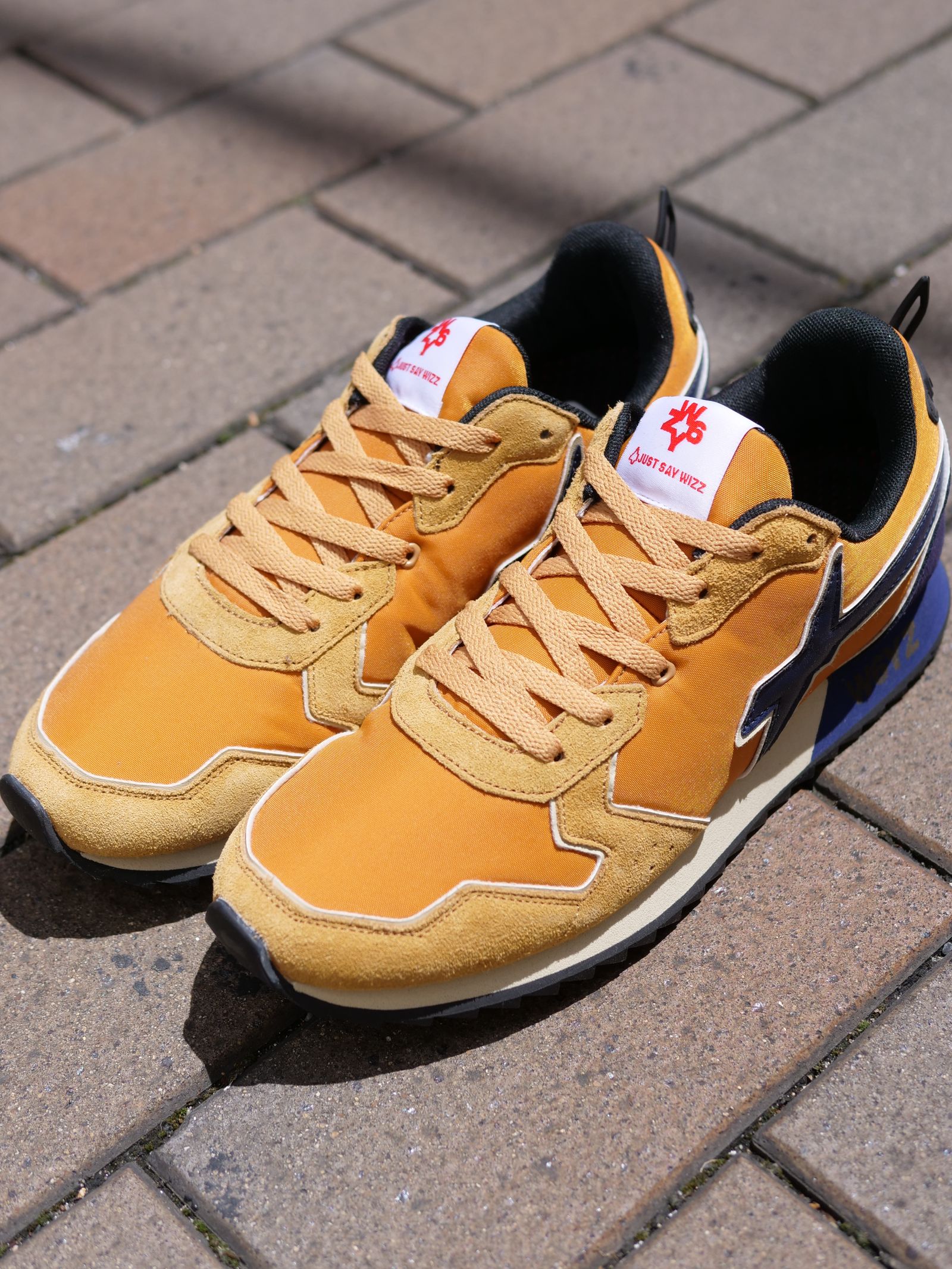 JET-M /  BEIGE×NAVY /ローカットスニーカー「スウェード×ナイロン×レザーの異素材コンビネーション」