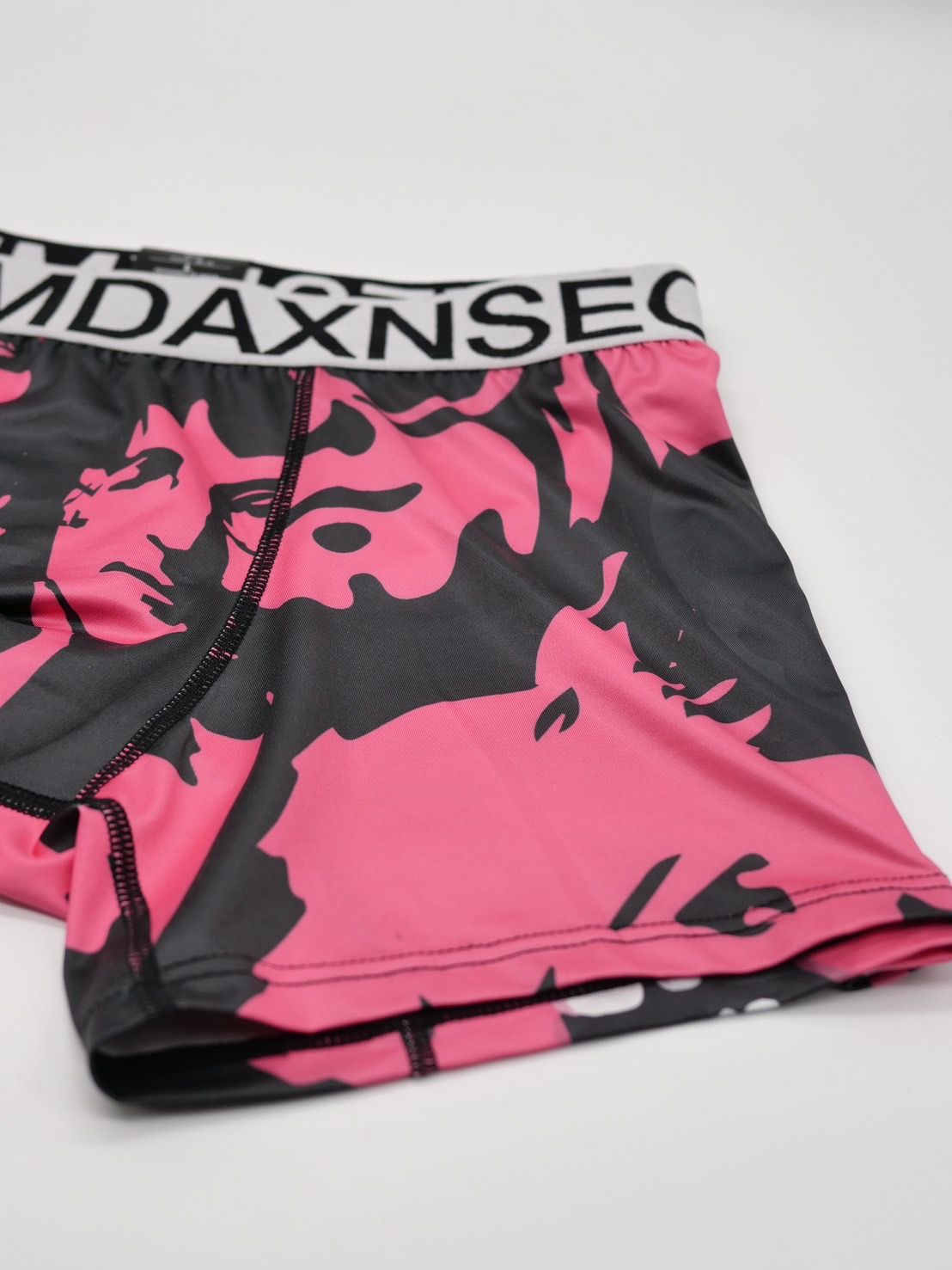 「見えない部分もお洒落に」 大人可愛い / Artなメンズ下着 / BOXER PANTS / GIFT下着 / プレゼントにもおすすめ♪