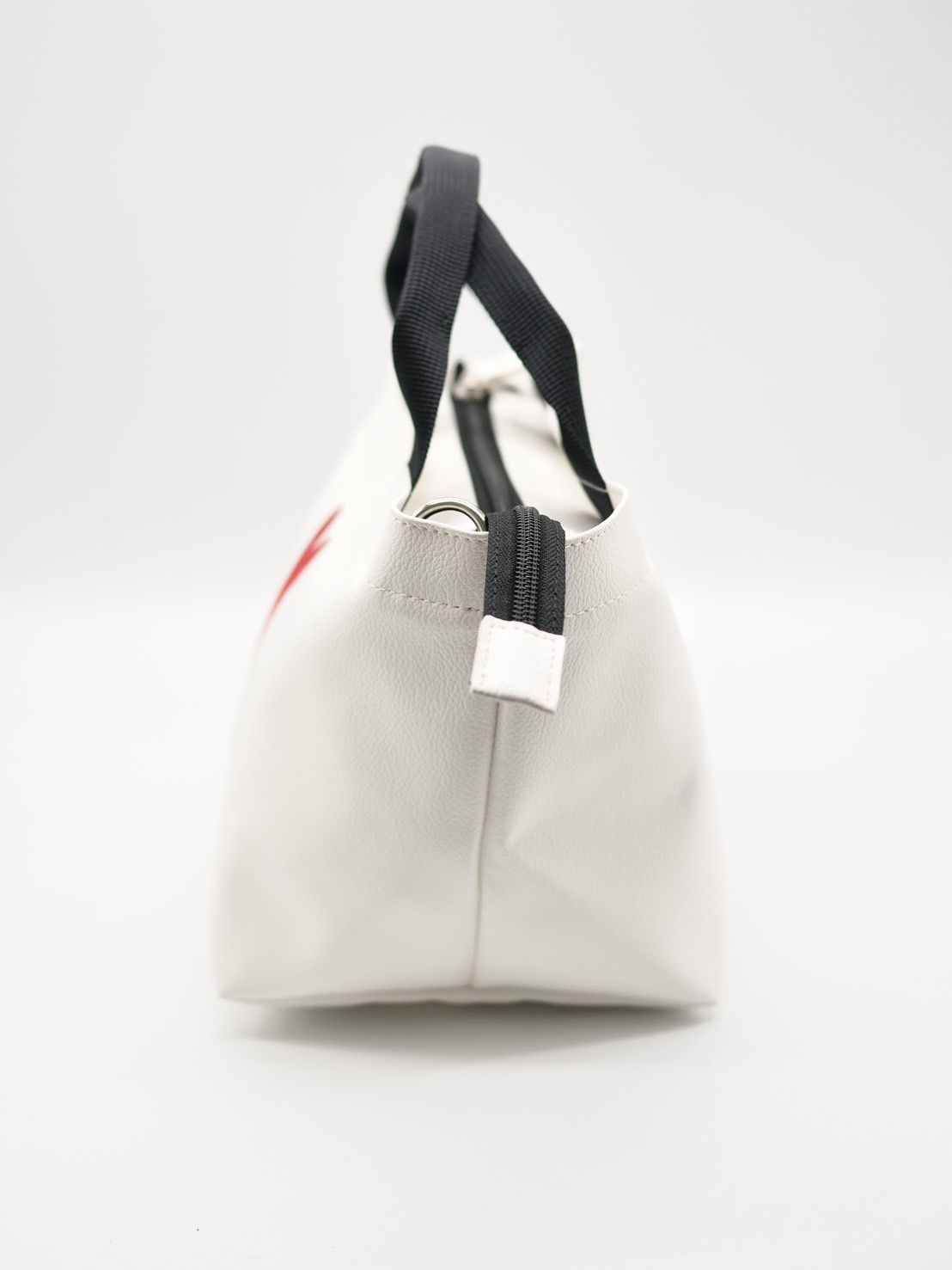 【実用性が高いBAG】 PARISブランドトートバッグ / ハート刺繍 / ショルダーバック