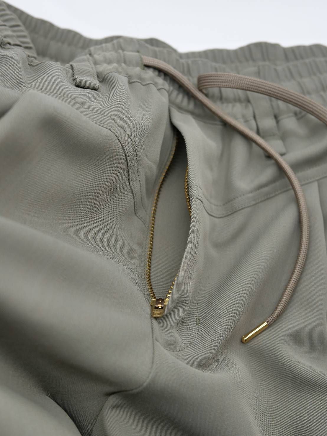 【おしゃれメンズパンツ】 / テーパードイージーパンツ/ IRREGULAR TAPERED PT /春夏用パンツ / 日本製