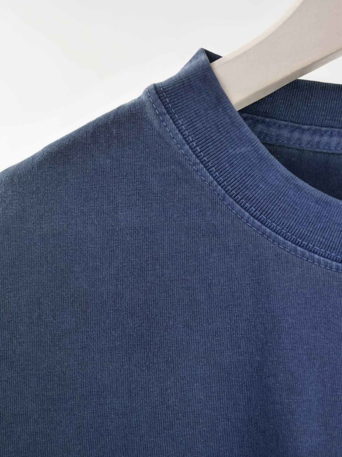 【ハートデザイン】 刺繍Tシャツ / 6.6オンス / ガーメントダイ / NAVY / ヘヴィウエイト / シンプルTシャツ / 1ポイントデザイン