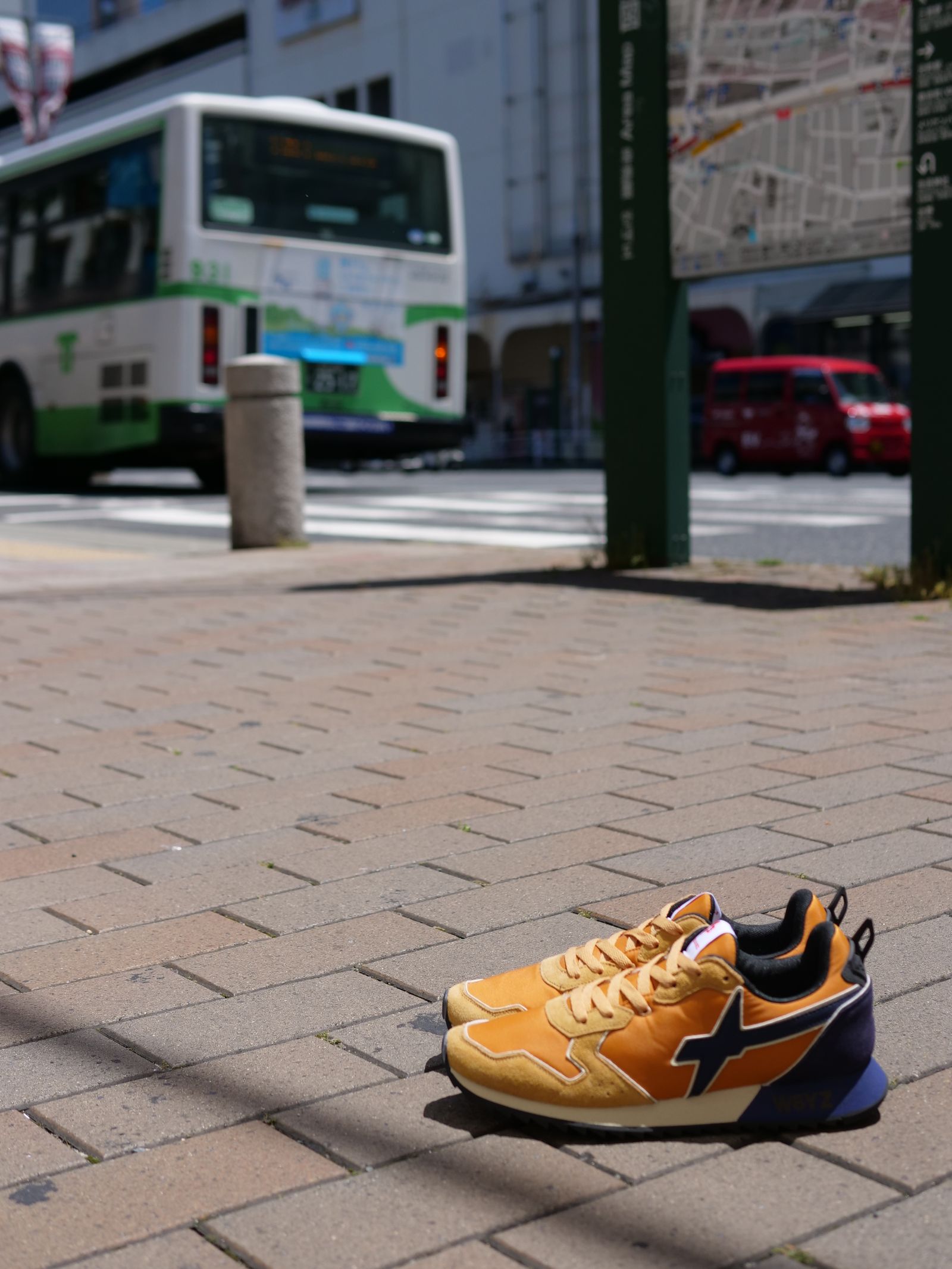 JET-M /  BEIGE×NAVY /ローカットスニーカー「スウェード×ナイロン×レザーの異素材コンビネーション」