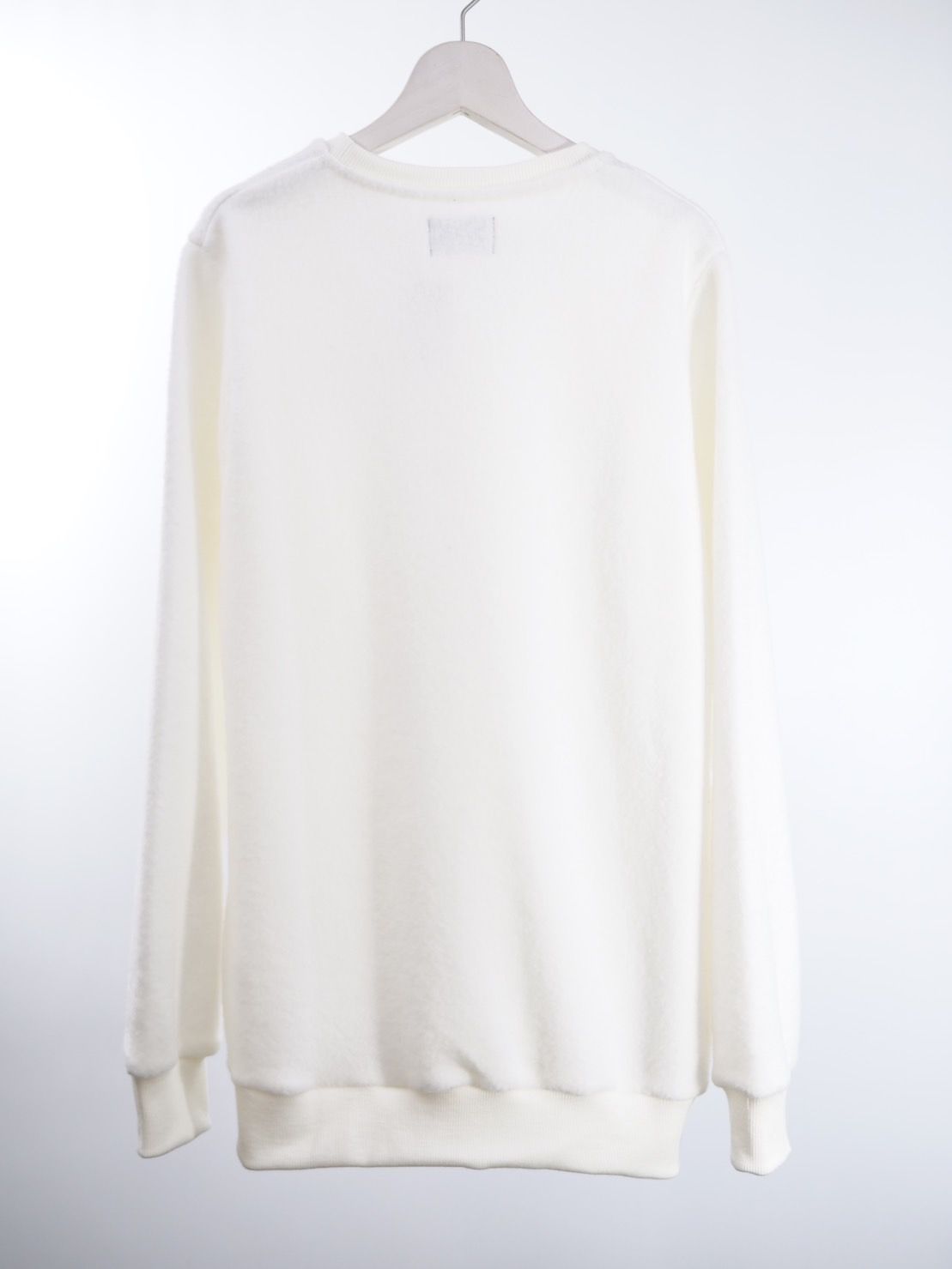 【パリで愛される】PARISブランド /  ハートワンポイント / WOOLブレンド / ユニセックス / セーター