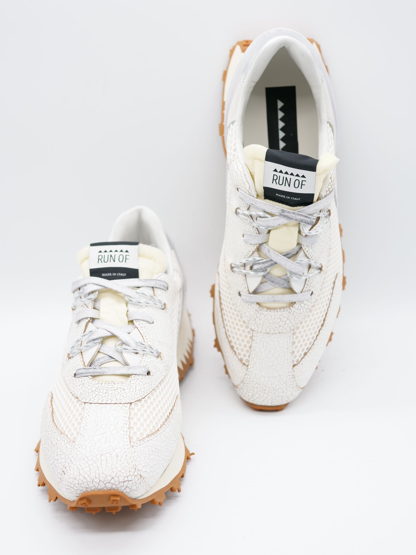 RUNOFスニーカー/  WHITE MAN TECH  / 大注目スニーカー / 異素材コンビネーション / ダットスニーカー / BOEMOS社