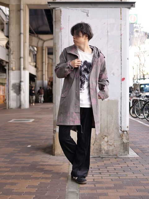 モッズコートを“大人仕様”で着る｜40代からの男性に似合う洗練コーディネート