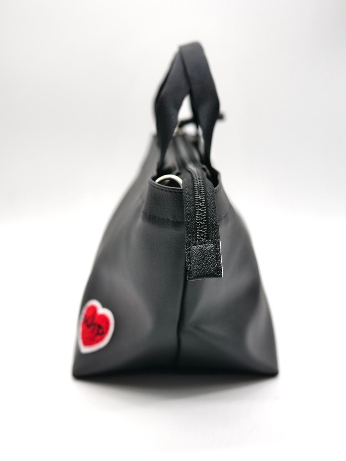 【実用性が高いBAG】 PARISブランドトートバッグ / ハート刺繍 / ショルダーバック