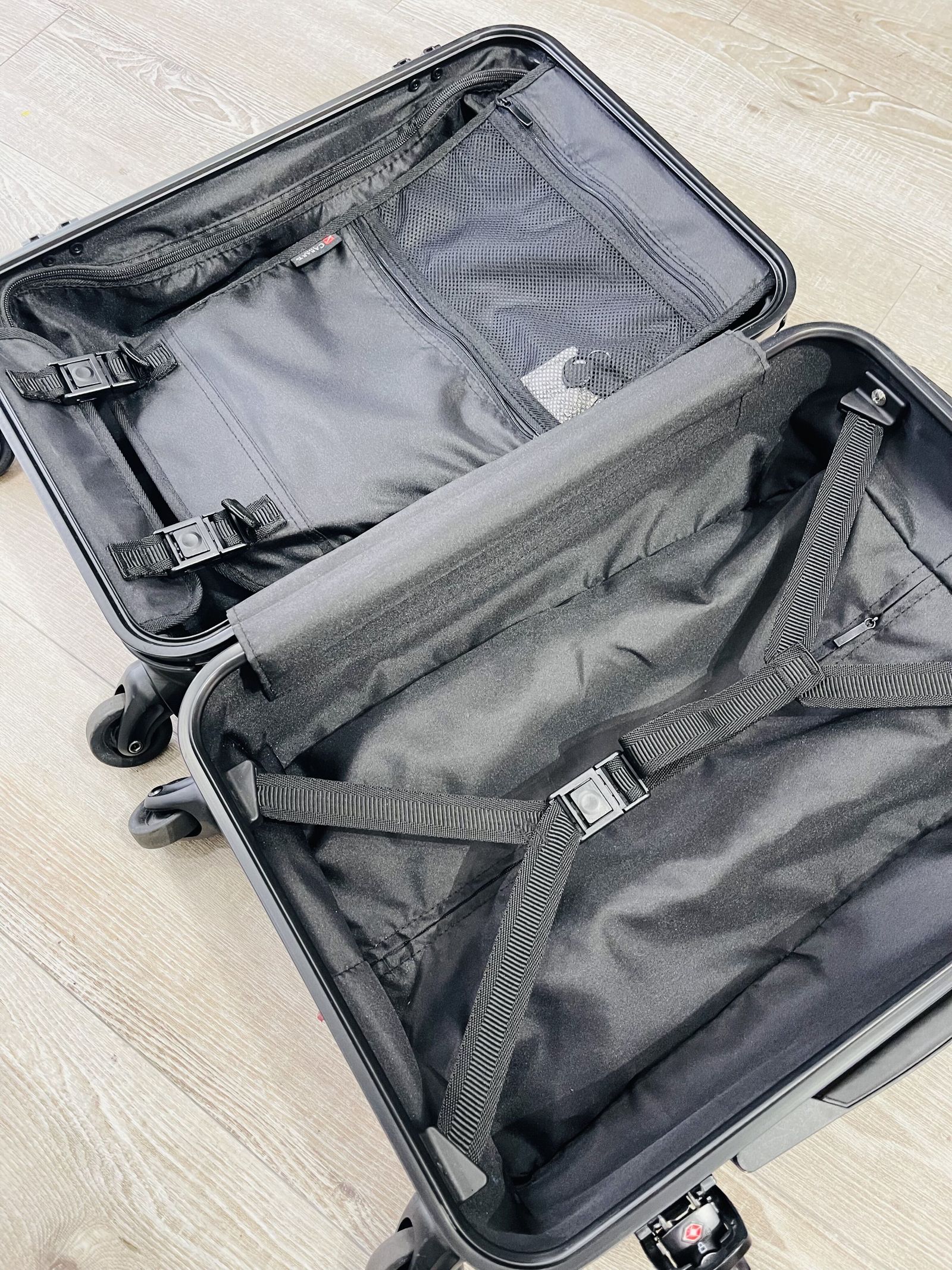 【旅のお供に】LANDERBLUE 別注 maxsix キャリーバック /  スーツケース