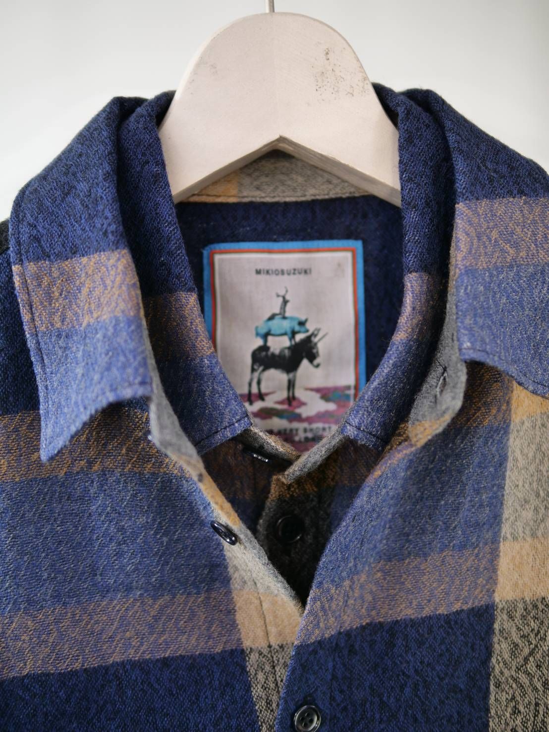 【ウール100％】レイヤードチェックシャツ｜一枚で完成する40代大人の上質コーデ