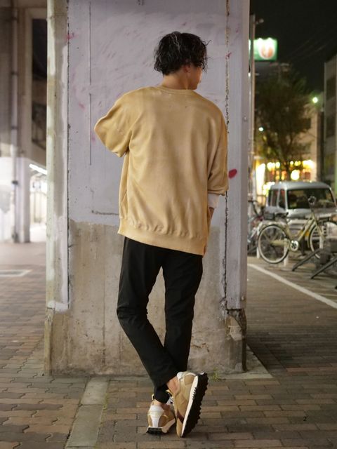 大人のYラインシルエットでつくる洗練コーディネート