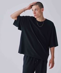 【大人のリゾートTシャツ】 リラックスシルエット / ブラック / オーバーサイズシルエット / 吸水速乾・UV機能 / 2way ストレッチ