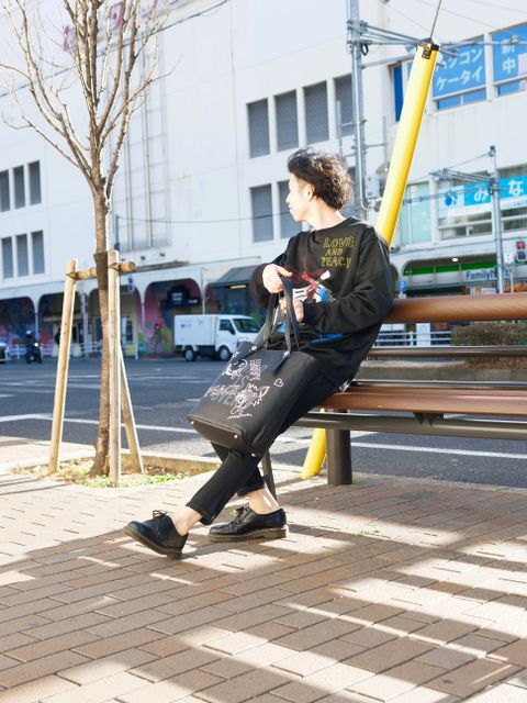 「派手柄はシルエットで帳尻をあわせる」