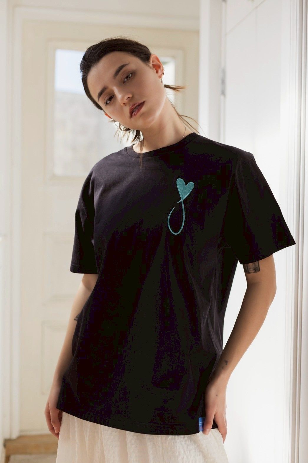 【LEON掲載】 ハートデザイン/ 刺繍Tシャツ/ BLACK / 半袖Tシャツ
