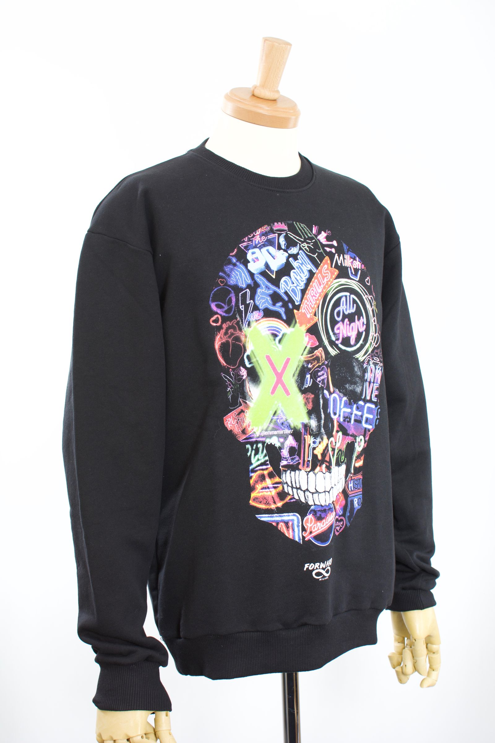 FORWARD MILANO / 051-2021317 /イタリアミラノ発 / MADE IN ITALY / アート / 著名人愛用ブランド