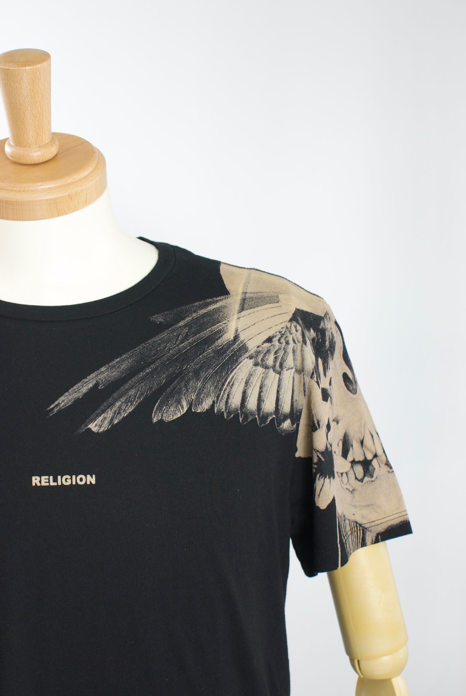 19BSNF02 / SKULL WING / 日本未発売 /ロックTシャツ/アーティスト着用ブランド / コットンジャージー