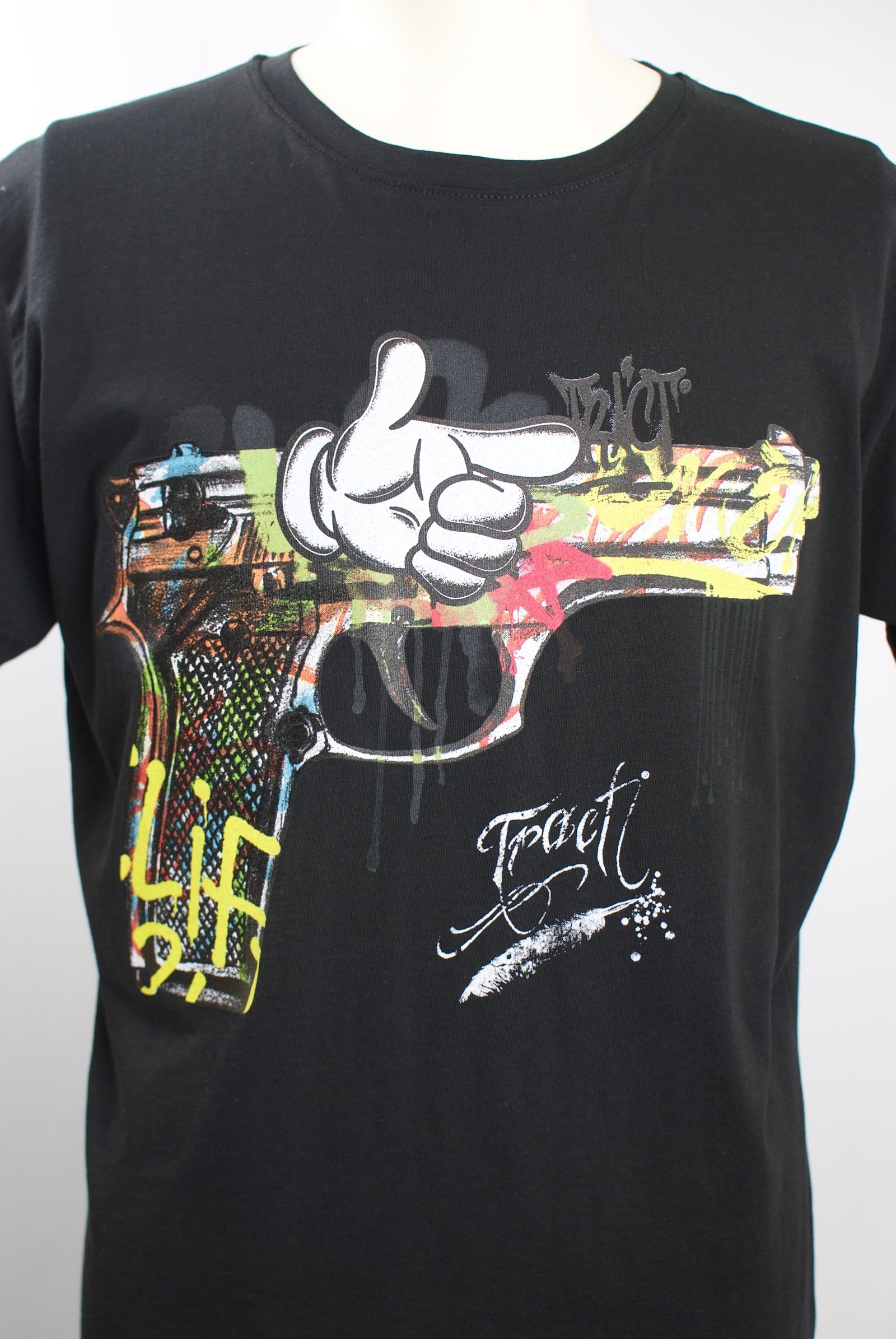 TR158M / GRAFFITI PISTOL / BLACK / グラフィティーTシャツ / アート / MADE IN ITALY