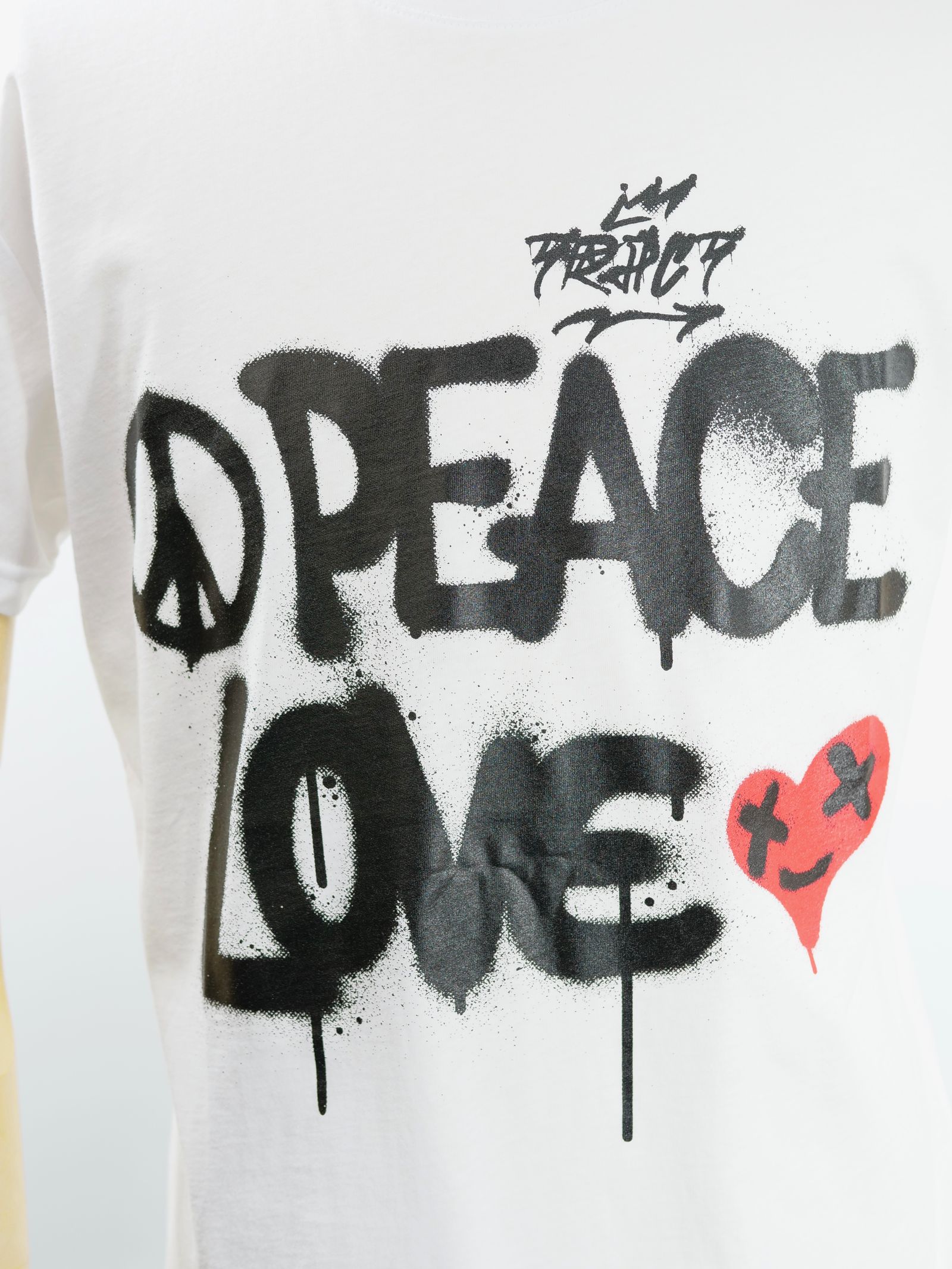 【イタリアのアートブランド】PEACE & LOVE  AIR BRUSH /  Tシャツ / WHITE /  TR204M / AIR BRUSH  / MADE IN ITALY