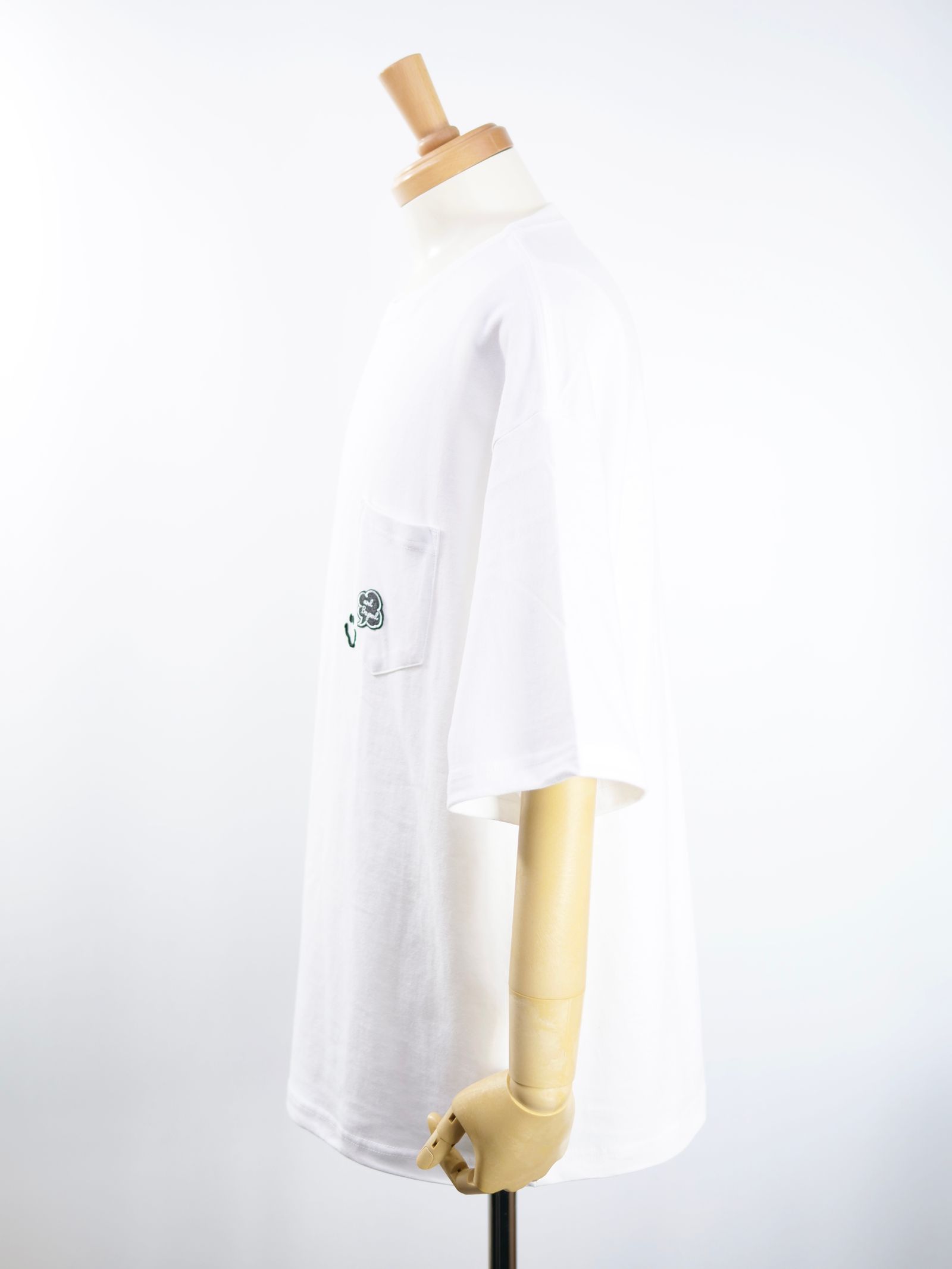 【3D刺繍】LANDER BLUE オリジナル /WHITE / ホワイト / ニコちゃん刺繍 / ビックシルエット / 1ポケTシャツ