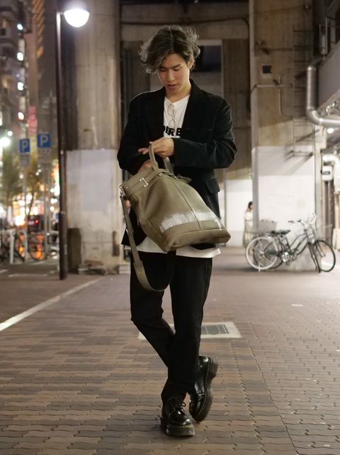 大人はシルエットとトレンドを取り入れる