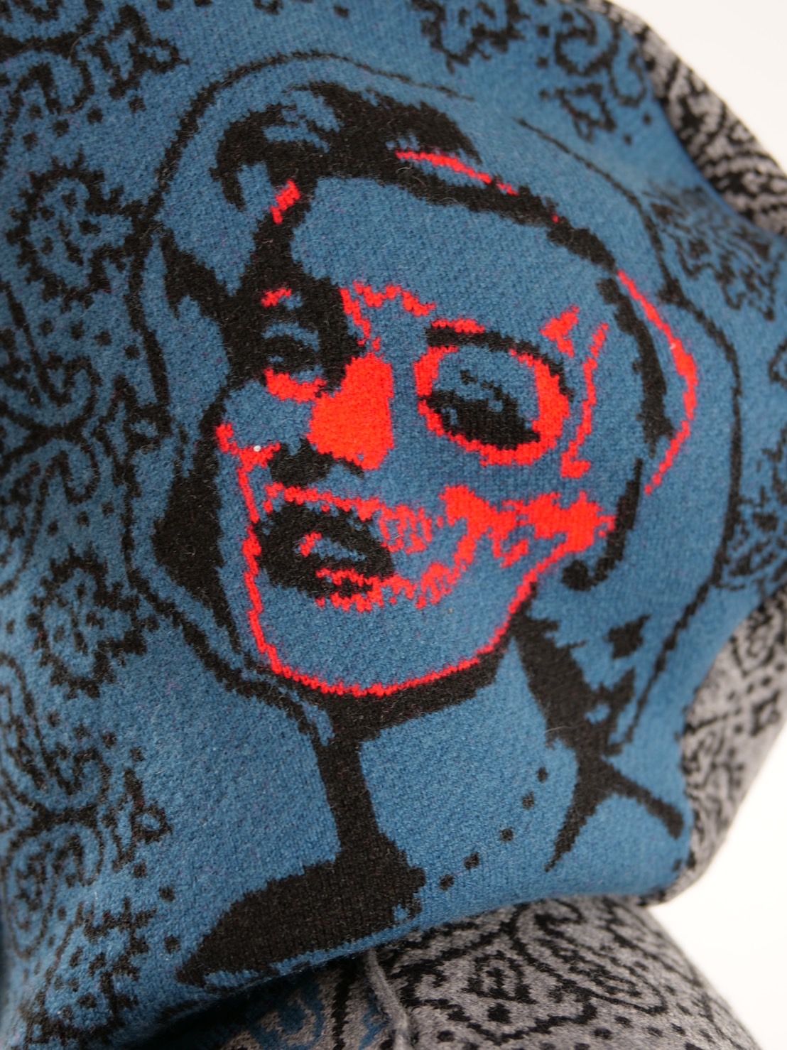 【異素材を組み合わせた逸品】ONE-1009 / HOODED BLOUSON / レイヤードZIPパーカー