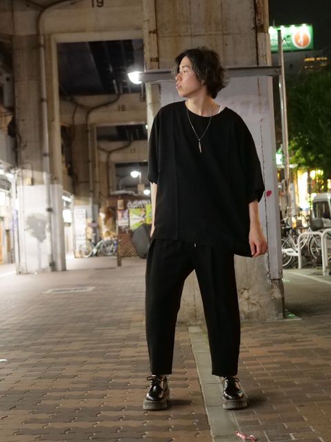 大人は「楽さ」と「かっこよさ」の両立。オールブラックコーデ！