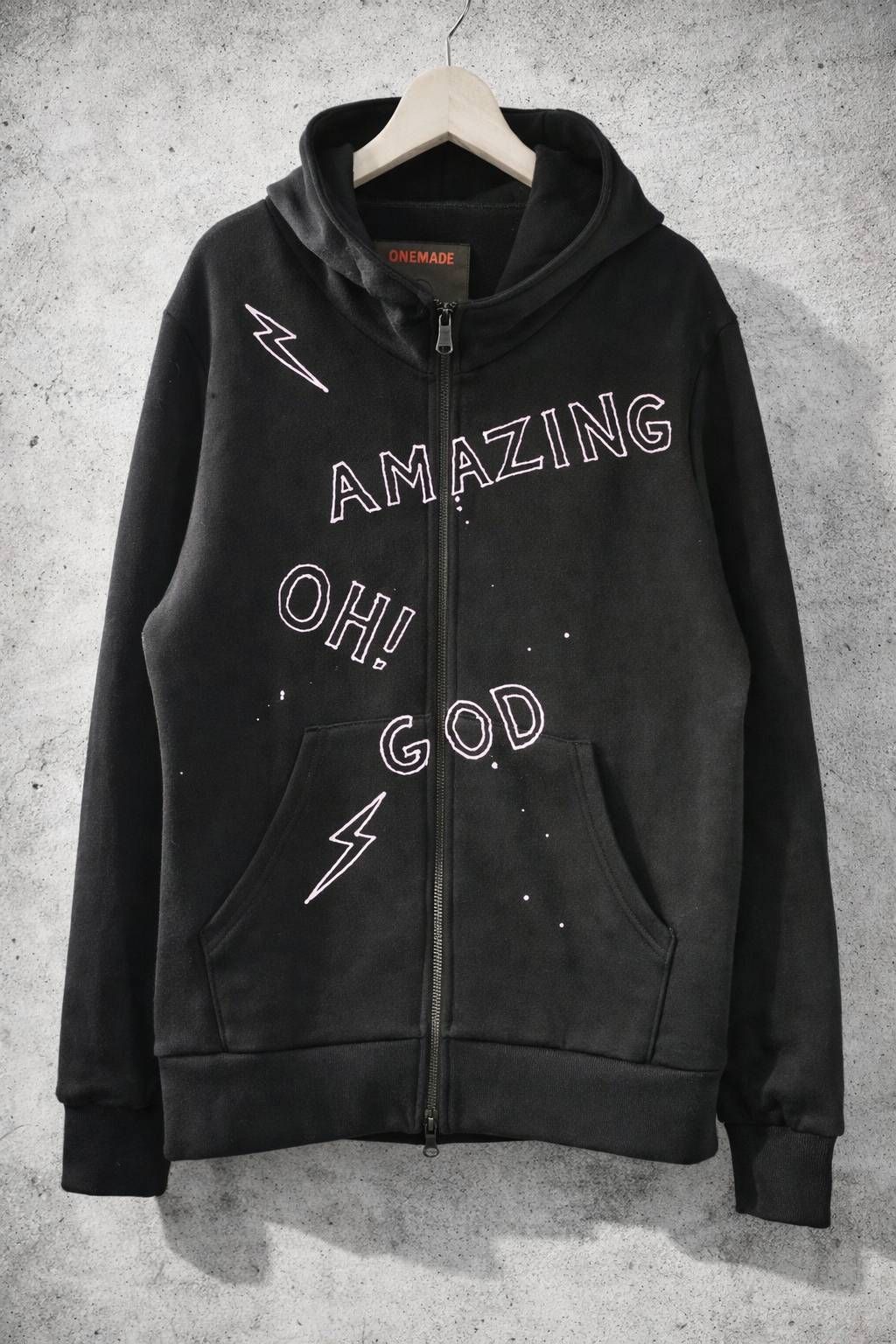 【普通のパーカー”には戻れない】ハンドメイドZIPパーカー / BLACK / アートファッション / 一点物 / ワンマイルウェアー