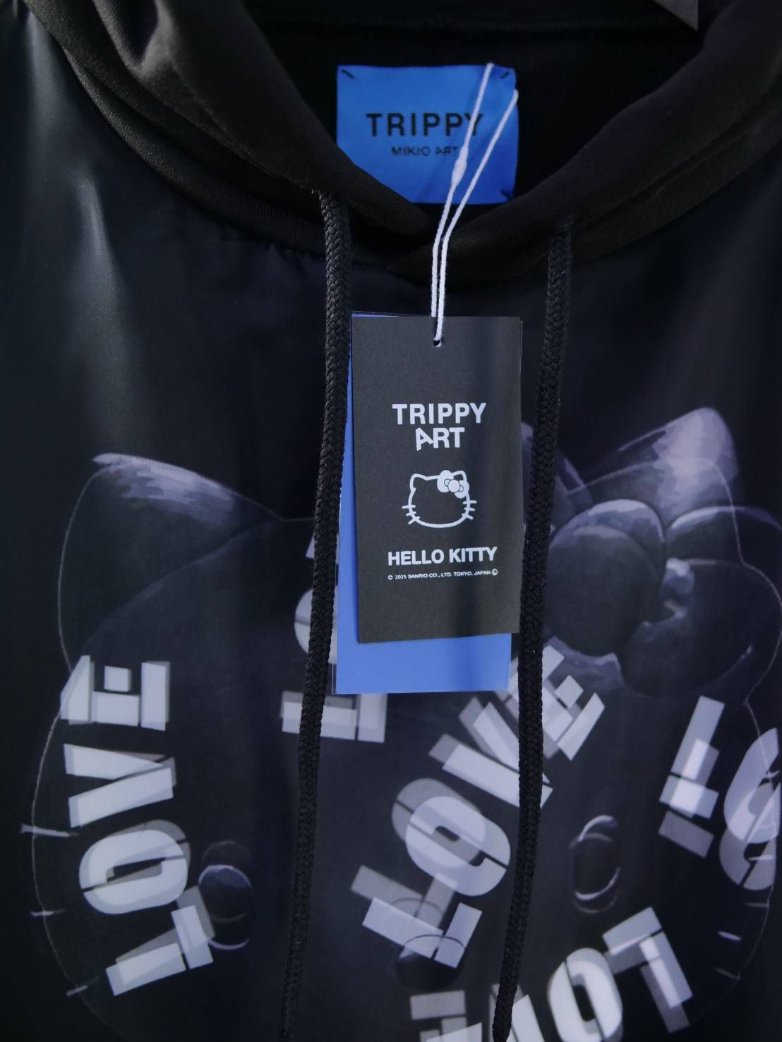 【3Dハローキティデザイン】TR-122 アートパーカー / サンリオ / BLACK / ユニセックス