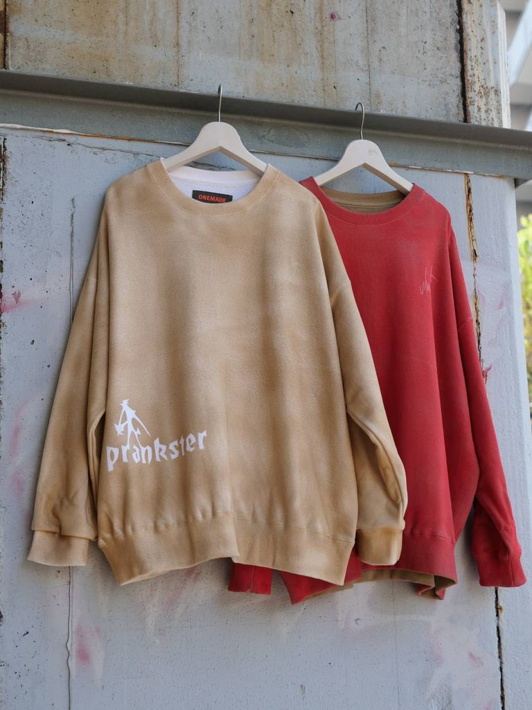 現代アート作家が手がける、ONEMADEのアートなトレーナー