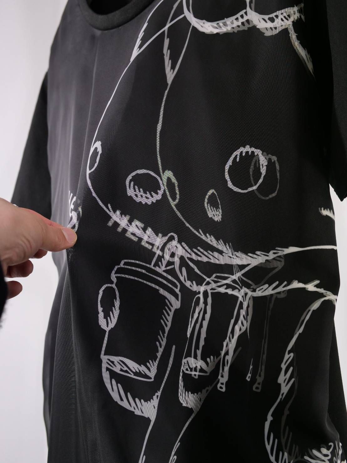 【3Dハローキティデザイン】TR-095 アートTシャツ / サンリオコラボ /BLACK / ユニセックス