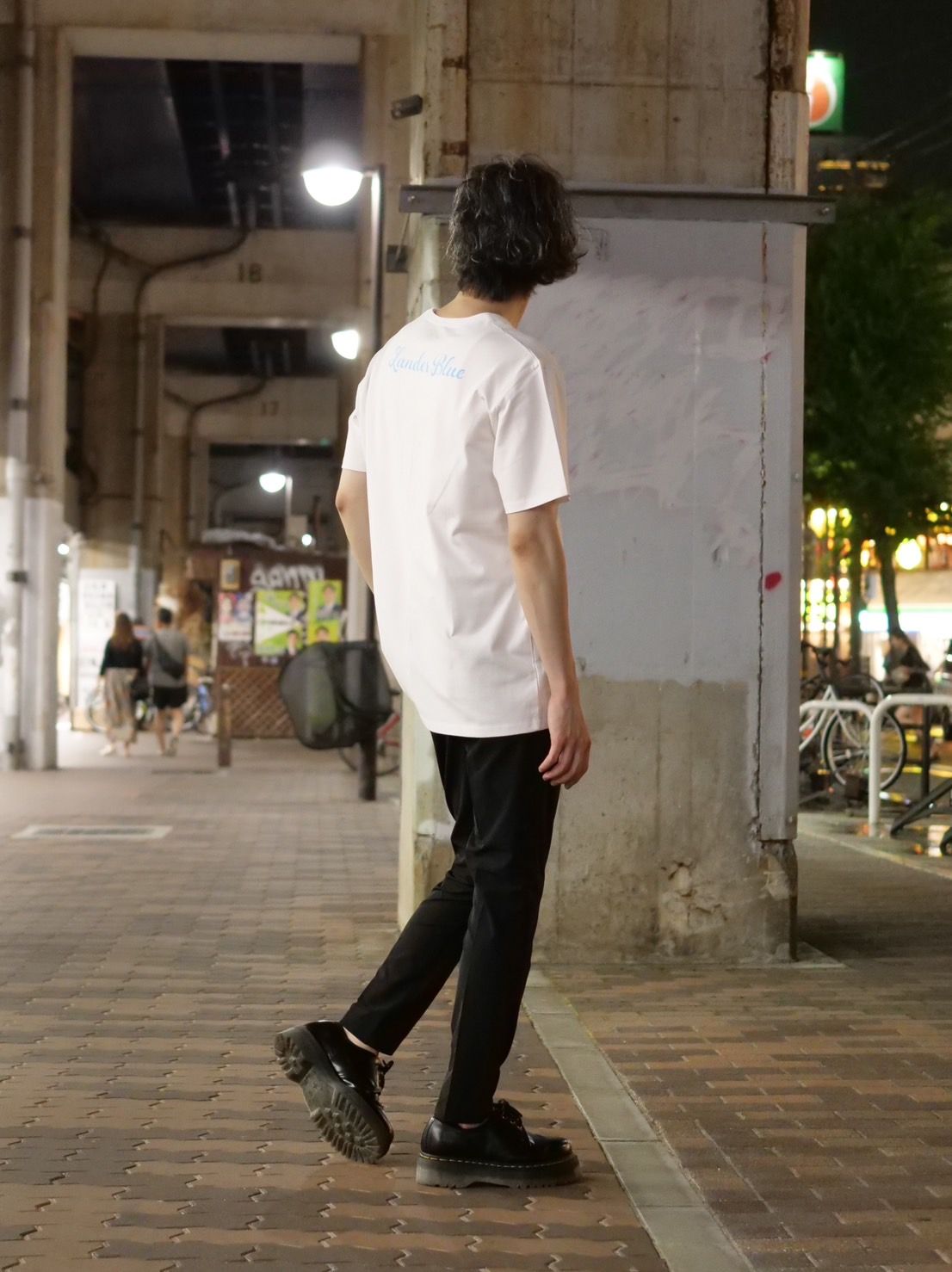 【アート作家が手がけるTシャツ】ONEMADE / LANDERBLUE別注モデル / Art Tシャツ / 1点物 / 白色 / WHITE
